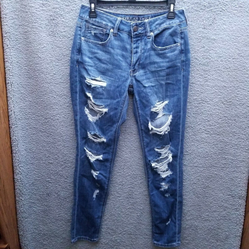 American Eagle Women's 2 Tomboy Blue Jeans Distressed Cotton 30" 29.5" 9"